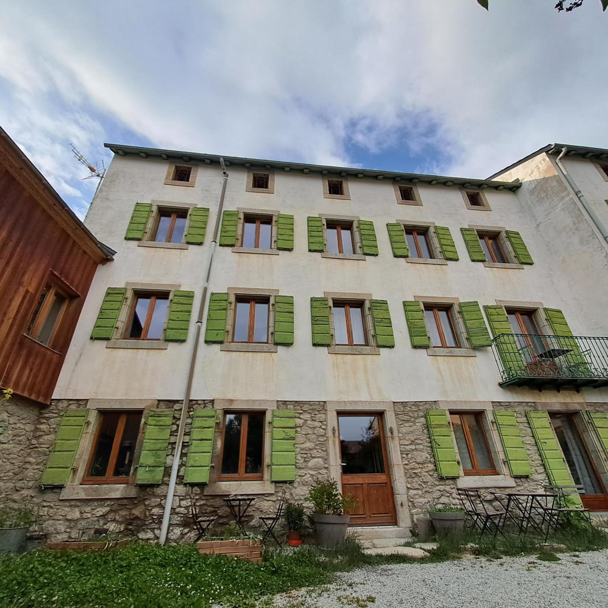 Le Grenier Des Moineaux Bed and Breakfast Font Romeu Exterior foto